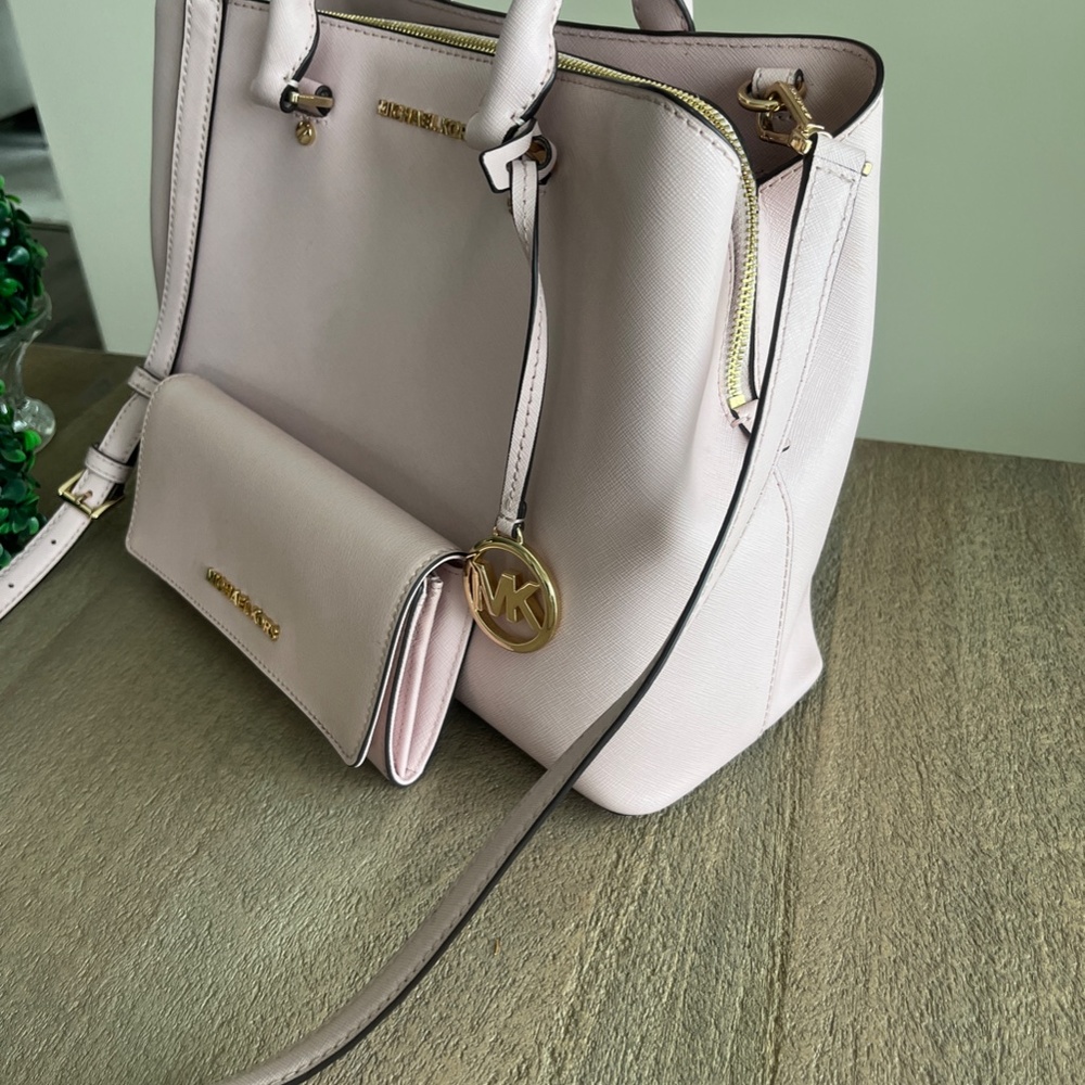 Michael Kors Pink Satchel Crossbody with Wallet - Picture 2 of 16